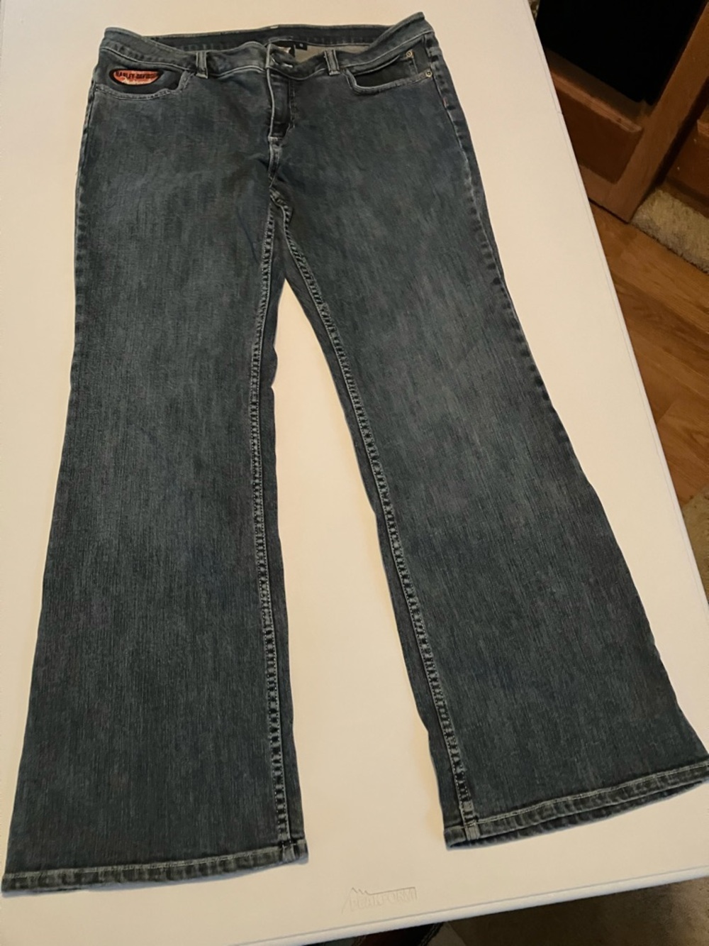 Harley Davidson Logo Women’s Bootcut‎ Medium Wash Jeans Front HD Logo Sz 12